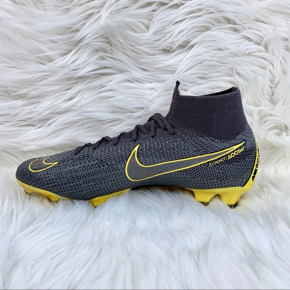 Nike Mercurial Superfly 6 Elite FG Soccer Cleats - Picture 3 of 8